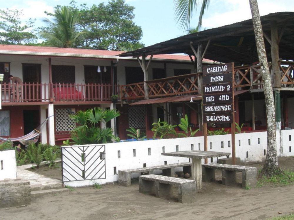 Cabinas Miss Miriam 2 Tortuguero Ngoại thất bức ảnh