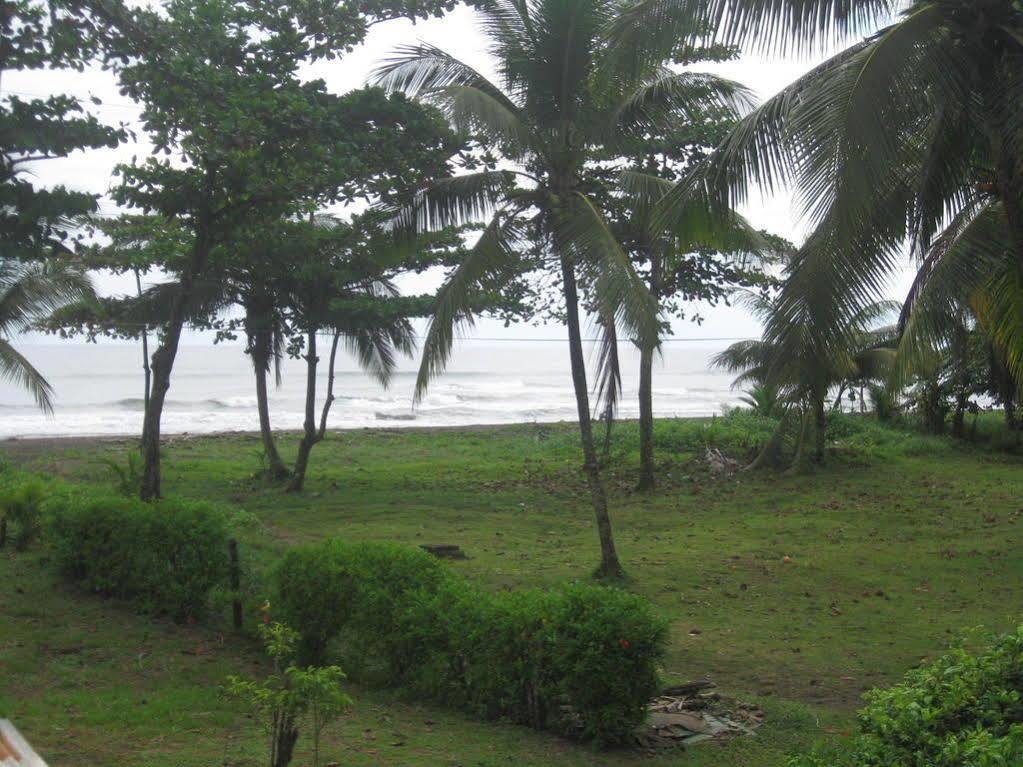 Cabinas Miss Miriam 2 Tortuguero Ngoại thất bức ảnh