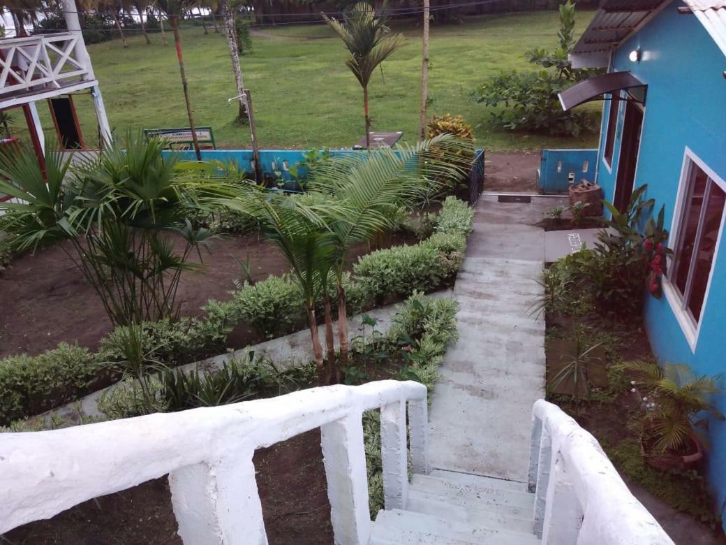 Cabinas Miss Miriam 2 Tortuguero Ngoại thất bức ảnh