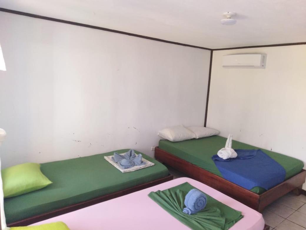 Cabinas Miss Miriam 2 Tortuguero Ngoại thất bức ảnh